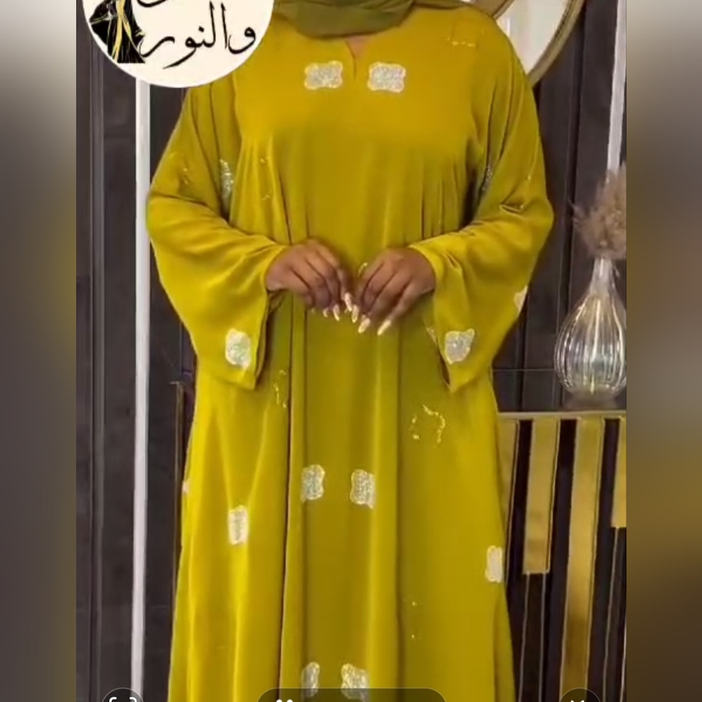 Elegant Olive Green Women's Dress